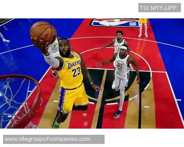 篮网与湖人精彩对决回顾球星表现与关键时刻一网打尽